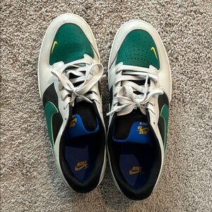 Nike SB Force Green and White Low-Top Sneakers
